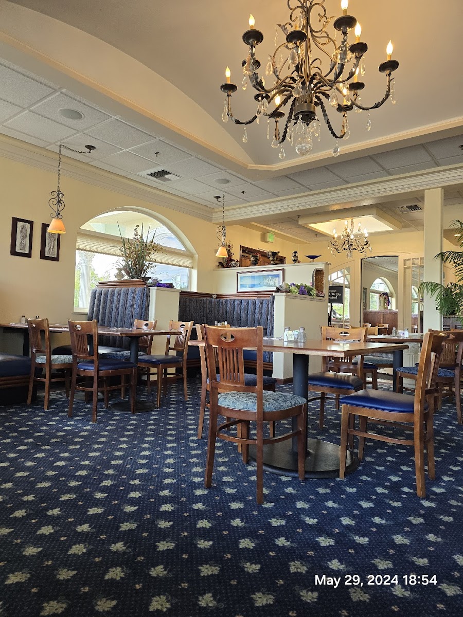 Froso's Family Dining